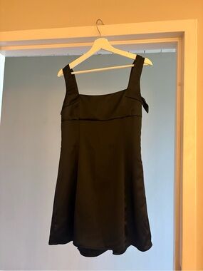 Black Bow Sleeve Women’s Dress